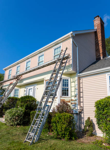 How To Choose The Right Materials for Your Siding Installation in 'Rose Hill, NC